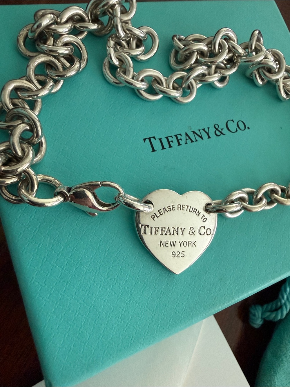 18” ICONIC Please Return To Tiffany Heart Tag Choker Necklace - Picture 5 of 14